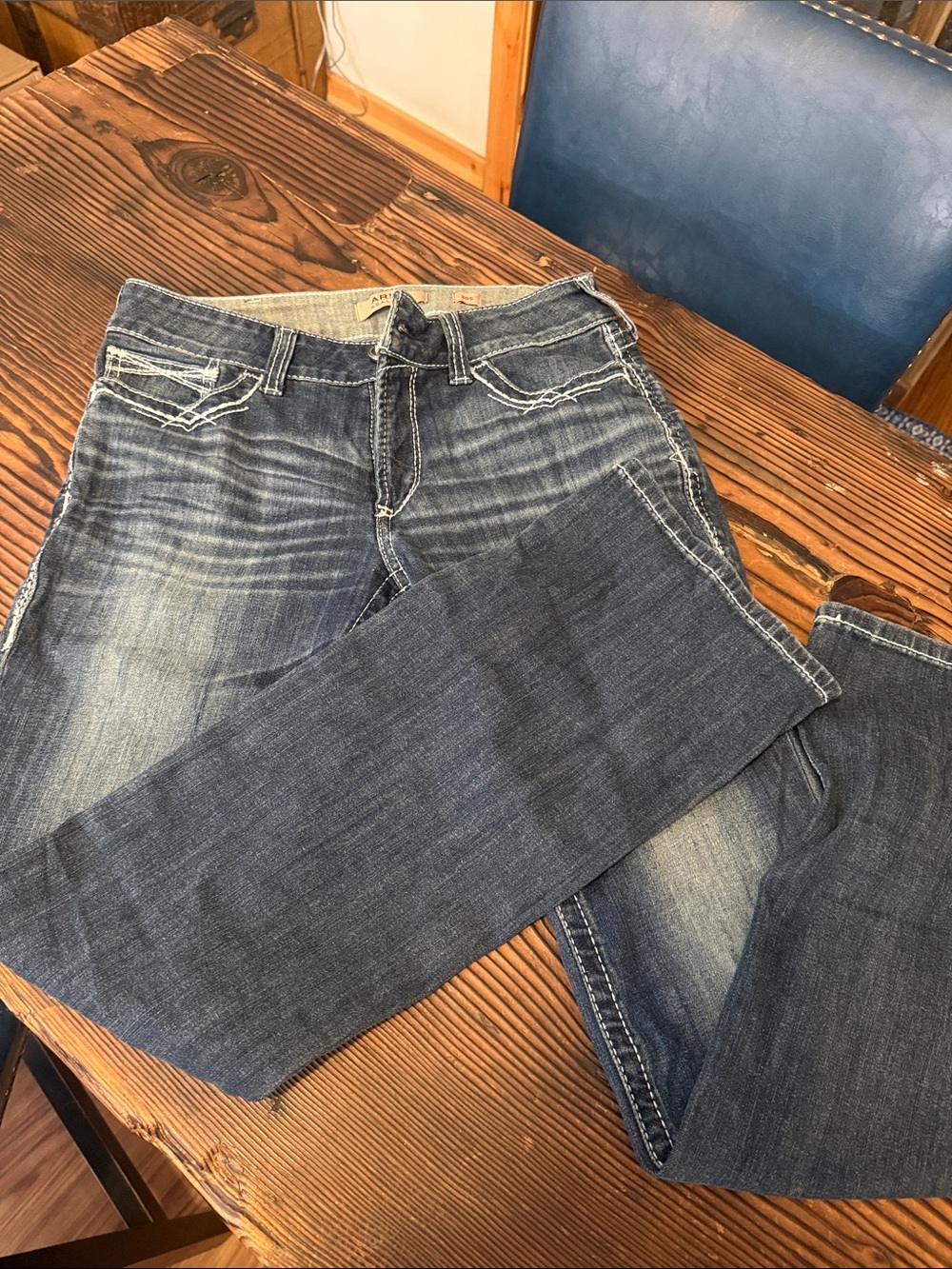 Women's Dark Blue Washed Jeans - Classic Casual Fit